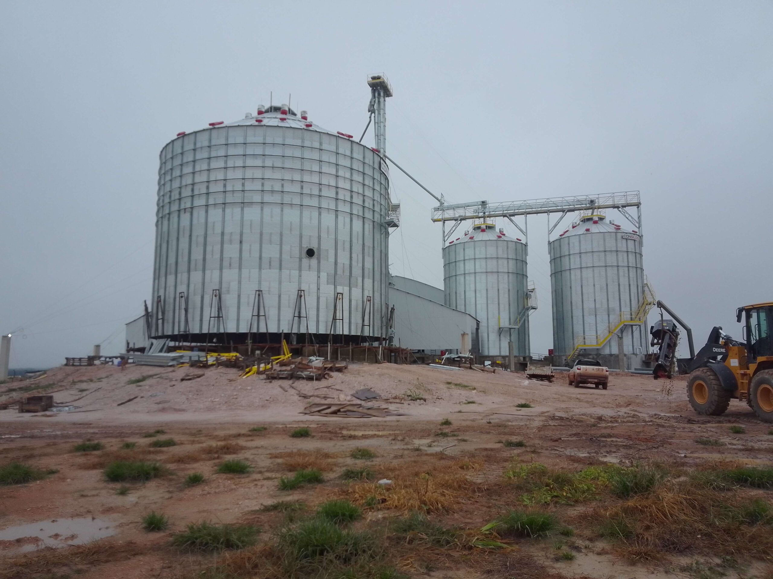 OBRA - FAZENDA GUARIBA - VILA RICA-MT